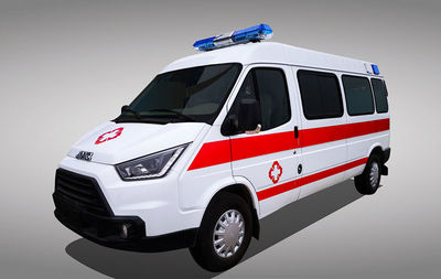 上汽大通救护车 专业守护，为生命加速